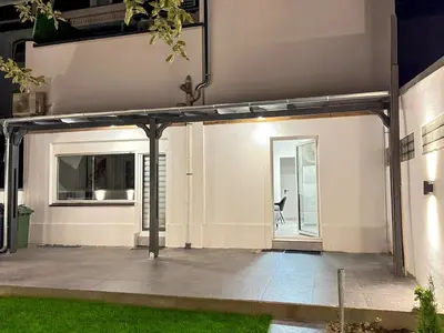 Das Gebäude in dem sich die Ferienwohnung befindet