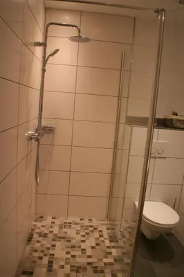 Ein Badezimmer in der Unterkunft Wein- und Gästehaus Hermann-Josef Schmitz