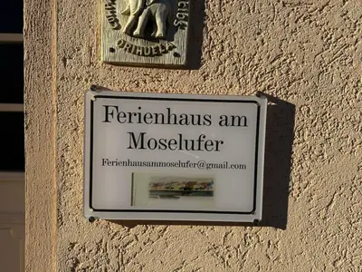 Ein Zertifikat, Auszeichnung, Logo oder anderes Dokument, das in der Unterkunft Holiday home on the banks of the Moselle ausgestellt ist