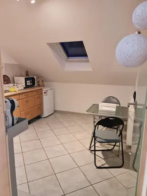 Küche/Küchenzeile in der Unterkunft Citywohnung mit Schlafgalerie bis zu 6 Gäste direkt im Stadtzentrum Neuwied
