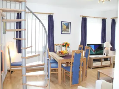 Ein Sitzbereich in der Unterkunft Apartment Schöne Ferienwohnung in Daun mit Garten by Interhome