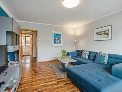 TV/Unterhaltungsangebot in der Unterkunft Apartment mit Balkon und schönem Moselblick by Interhome