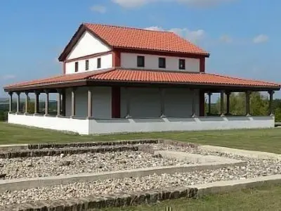 Das Gebäude in dem sich die Ferienwohnung befindet