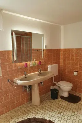 Ein Badezimmer in der Unterkunft Holiday Home Naturblick by Interhome