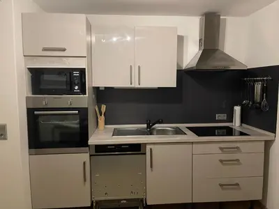 Küche/Küchenzeile in der Unterkunft FeWo Zum Preussensteig Fröhwaldstraße 19 max 5 Gäste