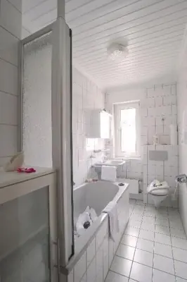 Ein Badezimmer in der Unterkunft Apartment Gästehaus Edith by Interhome