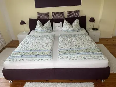 Ein Bett oder Betten in einem Zimmer der Unterkunft Holiday Home Auszeit Trittenheim by Interhome