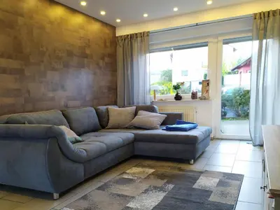 Ein Sitzbereich in der Unterkunft Apartment Appartement in Medenscheid mit Garten und Terrasse by Interhome