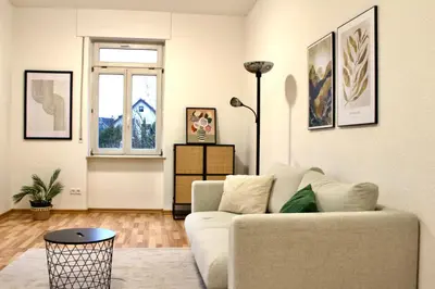 Ein Sitzbereich in der Unterkunft Central Cosy Apartment with Historic View