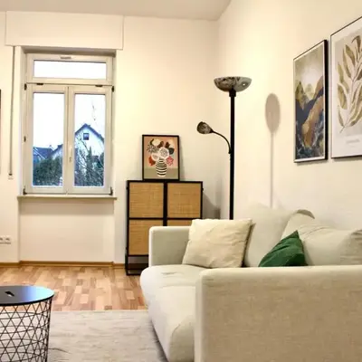 Central Cosy Apartment with Historic View