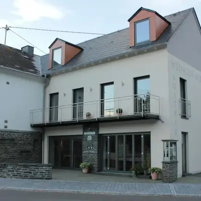 Ferienwohnungen Weingut Breit