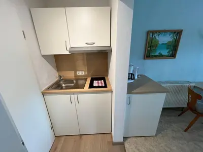 Küche/Küchenzeile in der Unterkunft Apartment Haus Budinger by Interhome