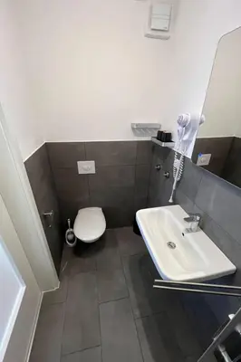 Ein Badezimmer in der Unterkunft Apartment Haus Budinger by Interhome