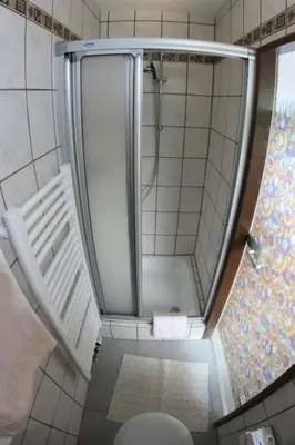 Ein Badezimmer in der Unterkunft Apartment Haus Budinger by Interhome