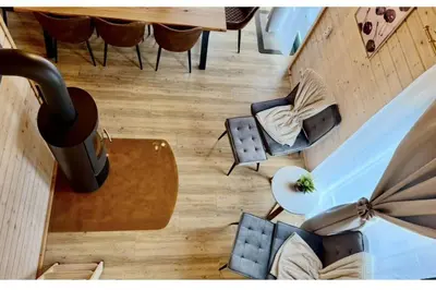 Grundriss der Unterkunft 10-Personen-Wellness-Chalet in erster Reihe am See