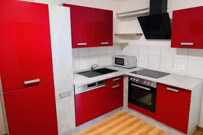 Küche/Küchenzeile in der Unterkunft 2-Zimmer-Wohnung an der Mosel mit Terrasse