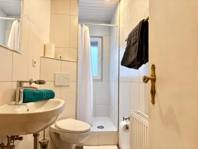 Ein Badezimmer in der Unterkunft Townhaus Mariaroth