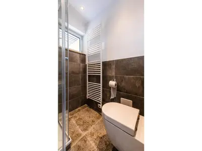 Ein Badezimmer in der Unterkunft Bungalow im Campingpark