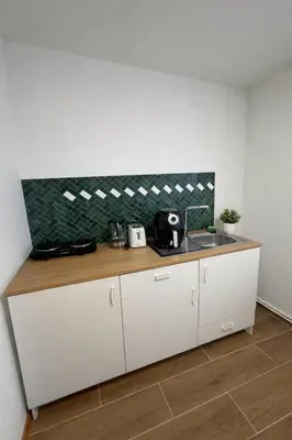 Küche/Küchenzeile in der Unterkunft Ehrenbreitstein Apartment Perfect for Workers & Groups
