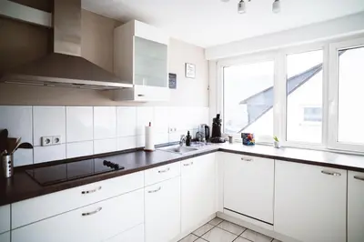 Küche/Küchenzeile in der Unterkunft Panoramablick - Großzügige Ferienwohnung mit Panorama- & Burgblick