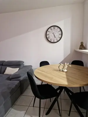 Ein Sitzbereich in der Unterkunft Viktoria Apartment