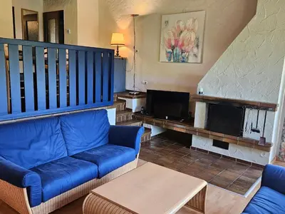 Ein Sitzbereich in der Unterkunft Holiday Home mit Garten im Naturpark Südeifel by Interhome