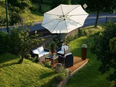 Ein Garten an der Unterkunft Apartment Haus Starkenburg by Interhome