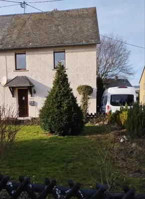 Ein Garten an der Unterkunft Ferien Monteur Wohnung Nikki