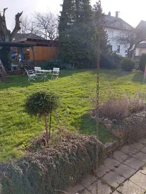 Ein Garten an der Unterkunft Ferien Monteur Wohnung Nikki