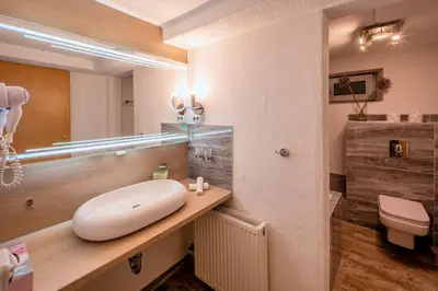 Ein Badezimmer in der Unterkunft City Ferienhaus Vulkaneifel