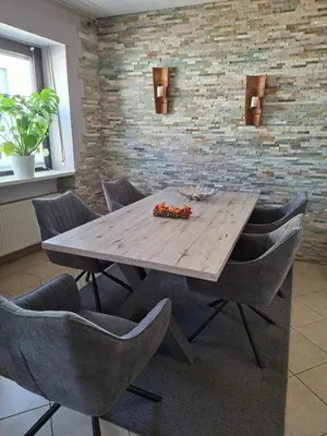 Ein Sitzbereich in der Unterkunft Holiday home Eifel, Nürburgring, Laacher See