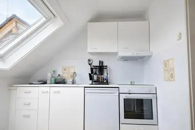 Küche/Küchenzeile in der Unterkunft Tarforst Height Apartment, Trier