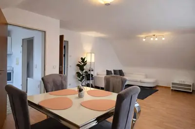 Ein Sitzbereich in der Unterkunft Tarforst Height Apartment, Trier