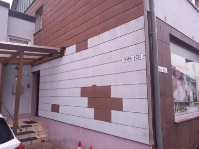 Das Gebäude in dem sich die Ferienwohnung befindet