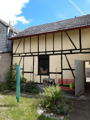 Das Gebäude in dem sich die Ferienwohnung befindet