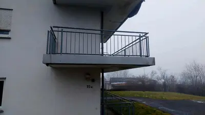 Ein Balkon oder eine Terrasse in der Unterkunft Apartment Kliniknähe