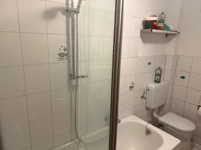Ein Badezimmer in der Unterkunft Gemütliche 2-Zimmer Wohnung