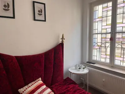 Ein Sitzbereich in der Unterkunft Zentrale schöne Wohnung in der Altstadt mit Balkon