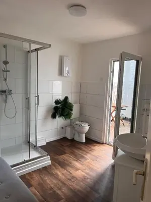 Ein Badezimmer in der Unterkunft Zentrale schöne Wohnung in der Altstadt mit Balkon