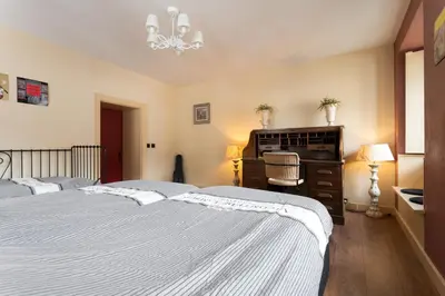 Ein Bett oder Betten in einem Zimmer der Unterkunft Landhaus Waldeifel - 18 Personen