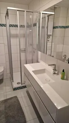 Ein Badezimmer in der Unterkunft I Schöne Wohnung in Bingen mit phantastischem Blick auf die Nahe Fewo für Monteure-A