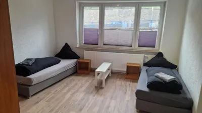 Ein Sitzbereich in der Unterkunft I Schöne Wohnung in Bingen mit phantastischem Blick auf die Nahe Fewo für Monteure-A