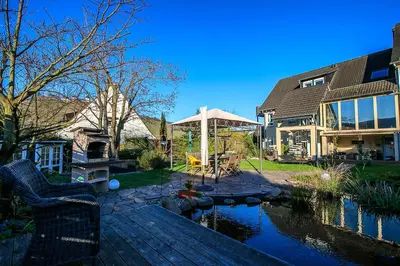 Ein Garten an der Unterkunft Ferienwohnung Laurent