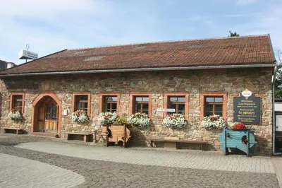 Das Gebäude in dem sich das Hotel befindet