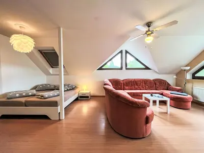 Ein Sitzbereich in der Unterkunft Apartment Ferienapartments Adenau-4 by Interhome