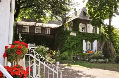 Ein Garten an der Unterkunft Pension Johanna