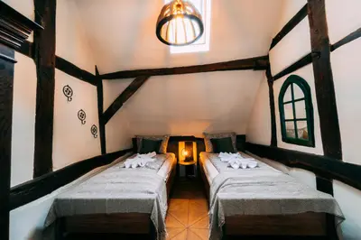Ein Bett oder Betten in einem Zimmer der Unterkunft Haus zum Ring