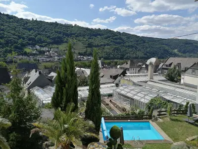 Ein allgemeiner Bergblick oder ein Berglick von der Pension aus