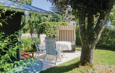 Ein Garten an der Unterkunft Cozy Apartment In Gerolstein-Müllenborn