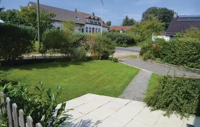 Ein Garten an der Unterkunft 2 Bedroom Cozy Apartment In Duppach